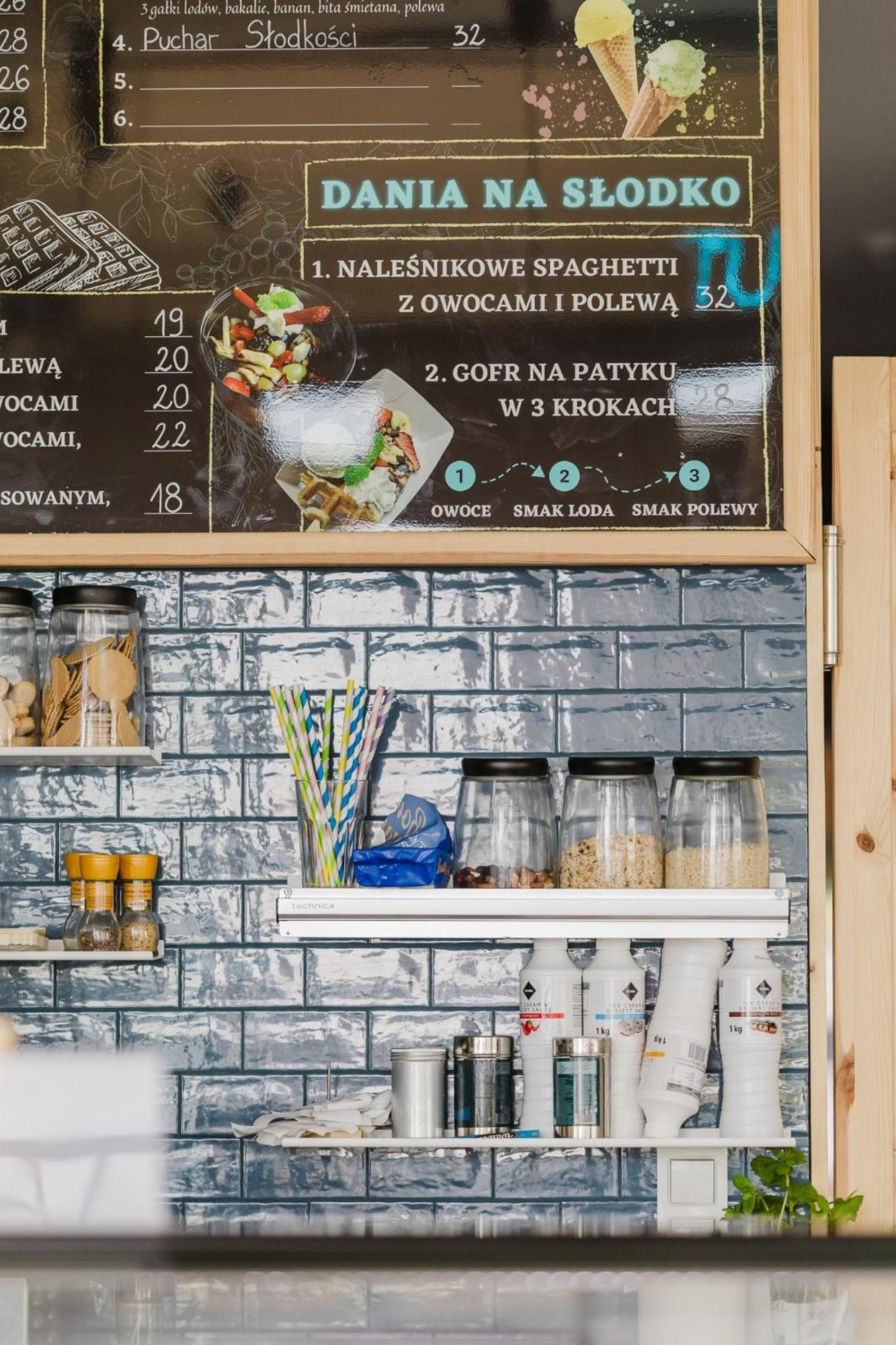 Presto Village Turawa Bagian luar foto