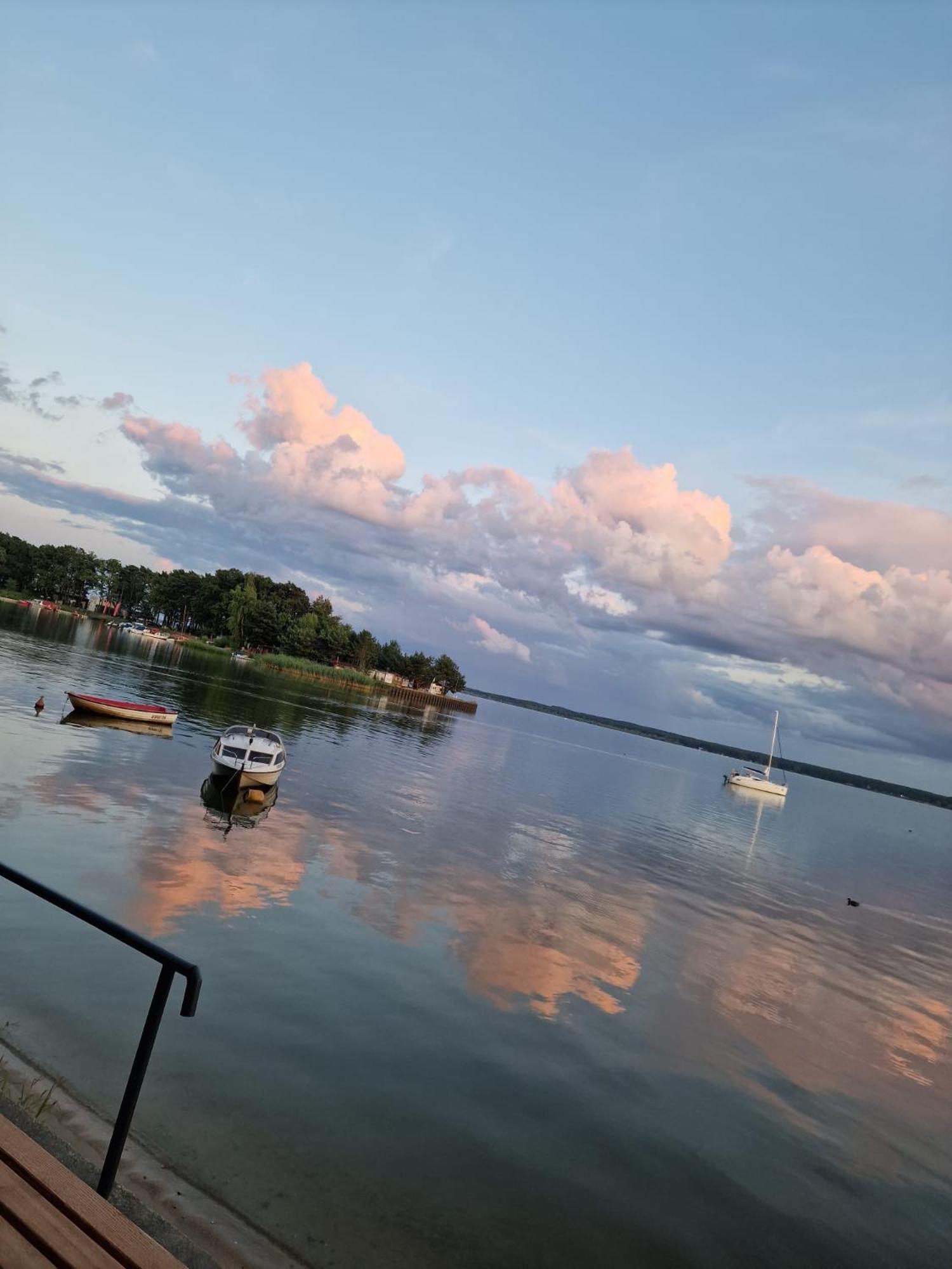 Presto Village Turawa Bagian luar foto